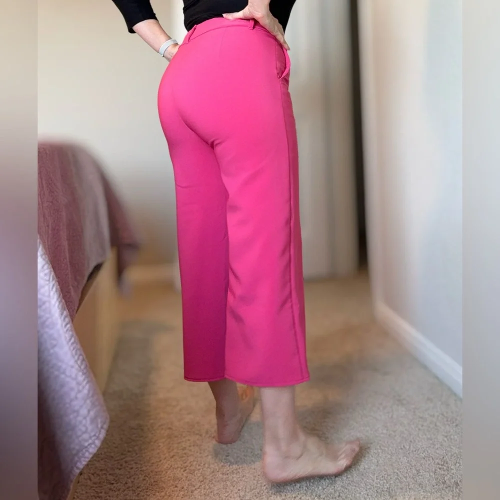 Isaac Mizrahi Vibrant Pink Cropped Pants - Picture 3 of 13